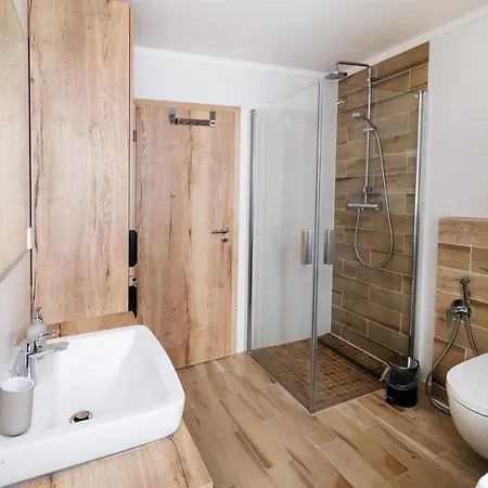 Apartman Pod Svahem Loucna pod Klinovcem Exterior photo